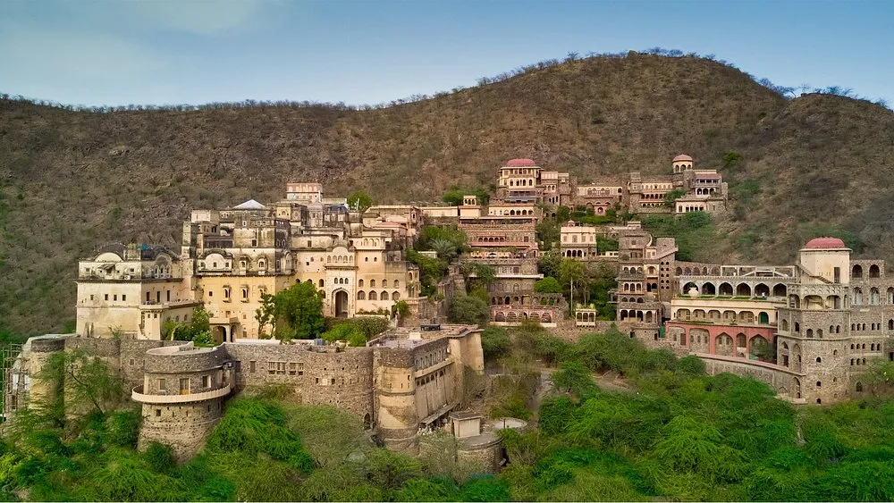 Panoramic view of Neemrana Fort Palace in Rajasthan